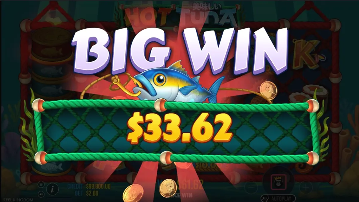 Tampilan visual permainan slot Hot Tuna dengan latar belakang laut dan nelayan tradisional